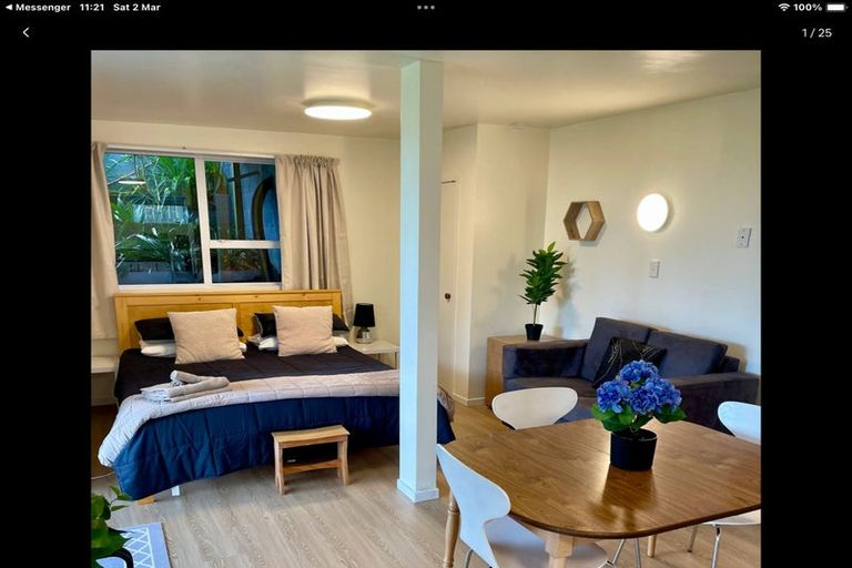 Photo of property in 1306 Whangaparaoa Road, Army Bay, Whangaparaoa, 0930