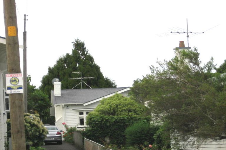 Photo of property in 42 Seaview Terrace, Mount Albert, Auckland, 1025