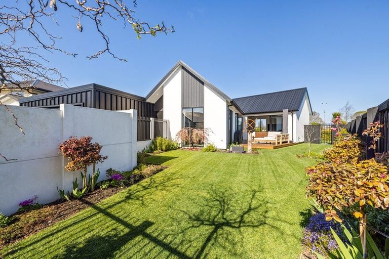 Photo of property in 6 Seville Lane, Casebrook, Christchurch, 8051
