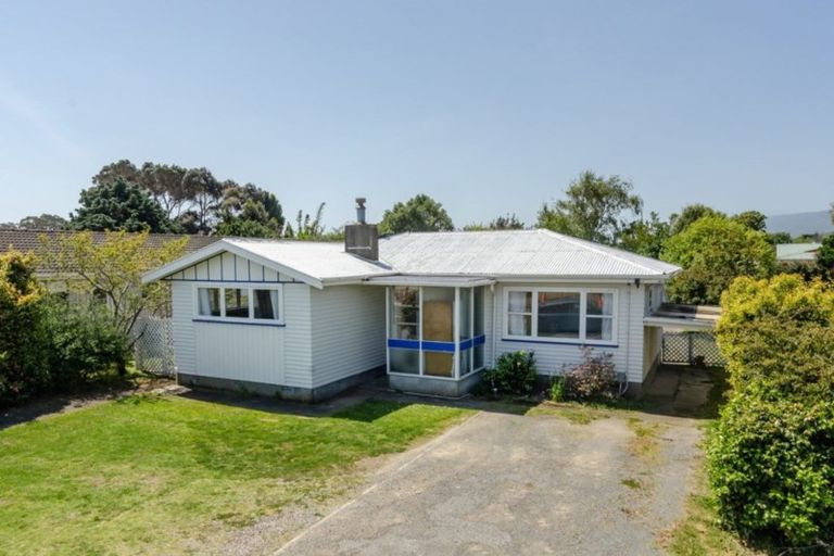 Photo of property in 64 Kapiti Road, Paraparaumu, 5032