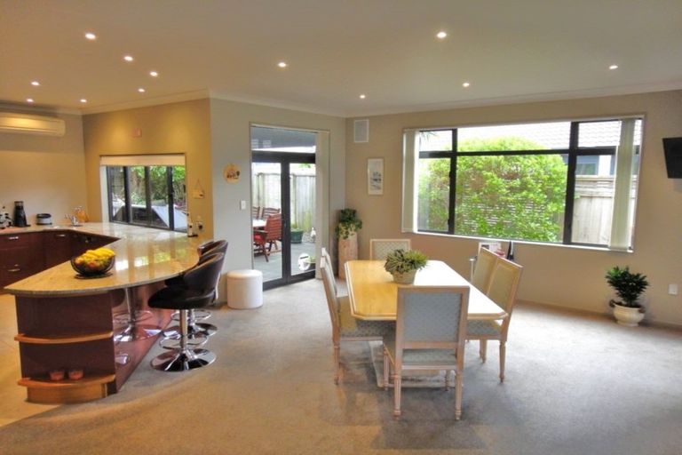 Photo of property in 22 Key West Drive, One Tree Point, 0118