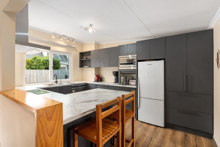 Photo of property in 71 Main Road, Fairfield, Dunedin, 9018