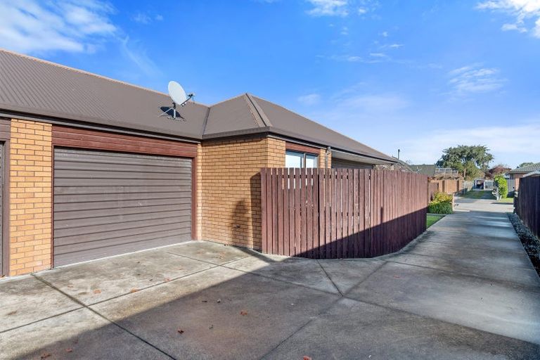 Photo of property in 16a Kowhai Avenue, Rangiora, 7400