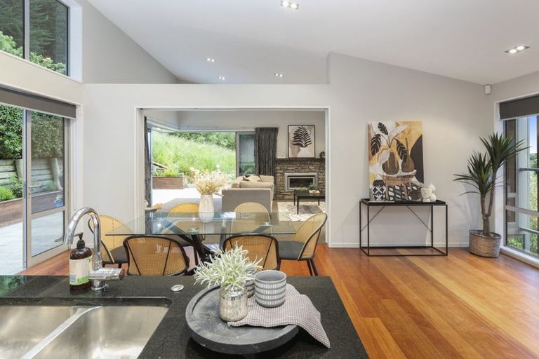 Photo of property in 10 Maurice Knowles Lane, Cashmere, Christchurch, 8022