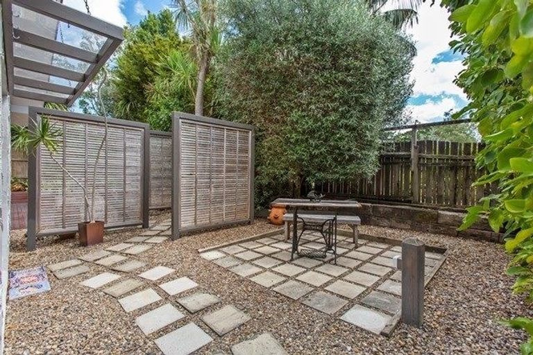 Photo of property in 11 Himalaya Crescent, Lynfield, Auckland, 1042