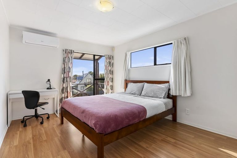 Photo of property in 54 Glennandrew Drive, Half Moon Bay, Auckland, 2012