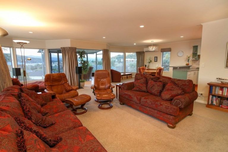 Photo of property in 4 Rimu Terrace, Waikawa, Picton, 7220