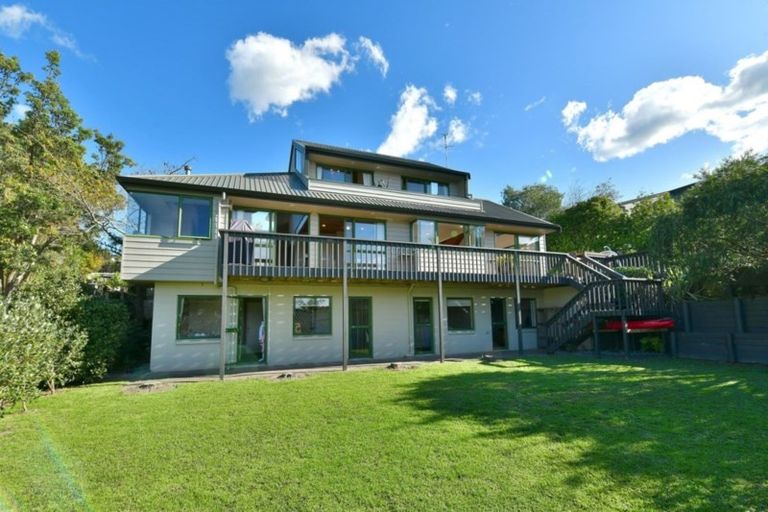 Photo of property in 18 Whale Cove, Stanmore Bay, Whangaparaoa, 0932