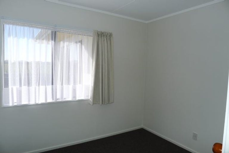 Photo of property in 9 Linwood Drive, Paraparaumu, 5032