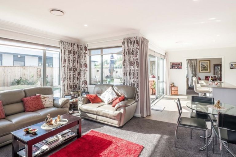 Photo of property in 12 Christow Court, Paraparaumu, 5032