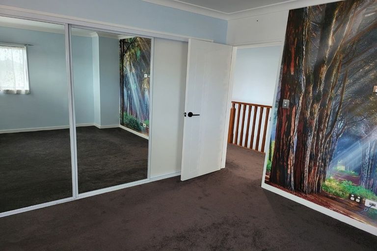 Photo of property in 69a Manuroa Road, Takanini, 2112