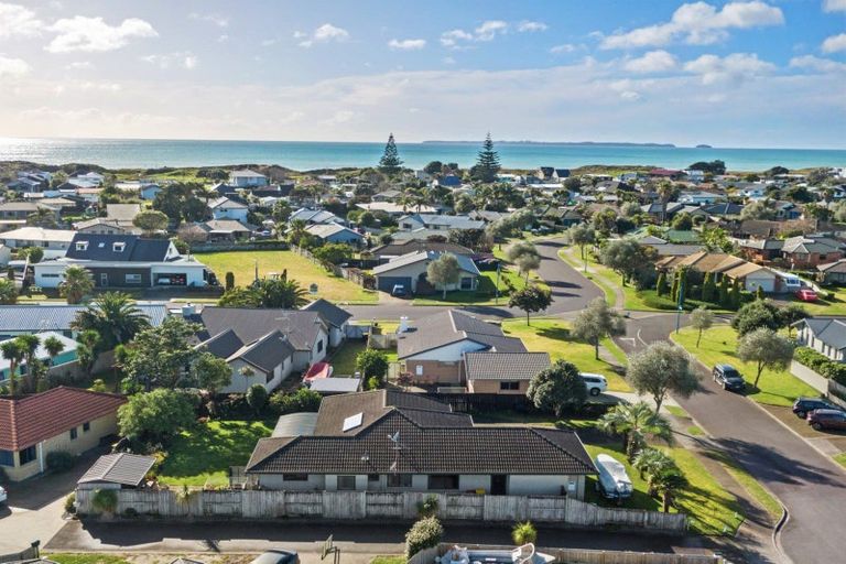 Photo of property in 6 Karia Grove, Papamoa Beach, Papamoa, 3118