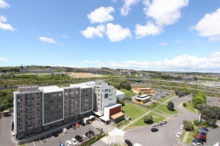 Photo of property in 1005/8 Lakewood Court, Manukau, Auckland, 2104