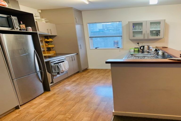 Photo of property in Budget Car Rental, 10/81 Ghuznee Street, Te Aro, Wellington, 6011