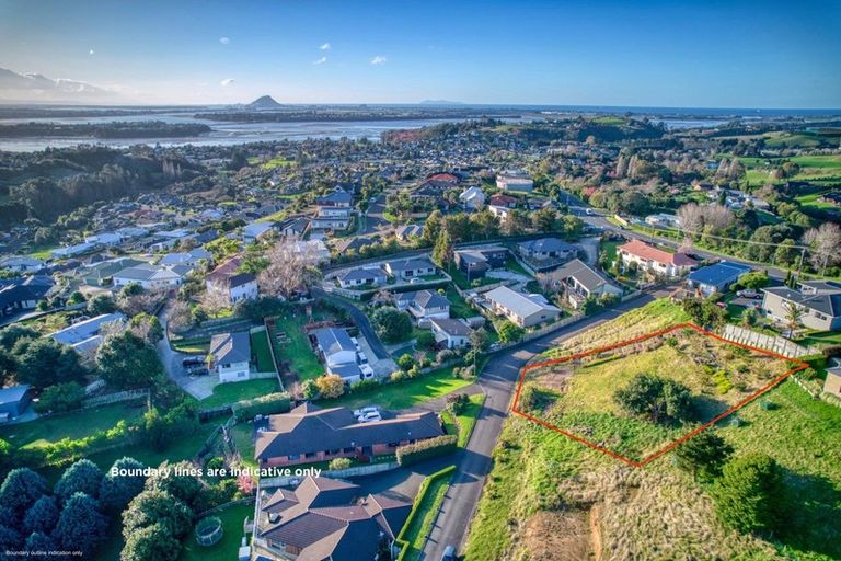 Photo of property in 5 Flight Valley Way, Welcome Bay, Tauranga, 3175