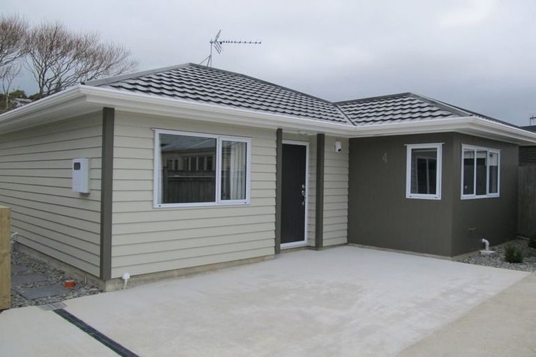 Photo of property in 6 Melville Street, Tawa, Wellington, 5028