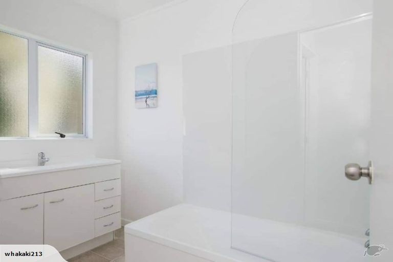 Photo of property in 30a Johnston Street, Featherston, 5710