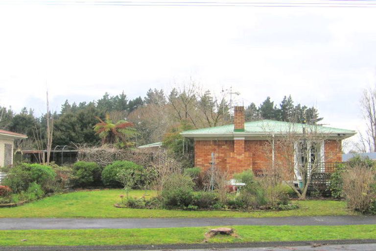 Photo of property in 27 Anthony Crescent, Bader, Hamilton, 3206