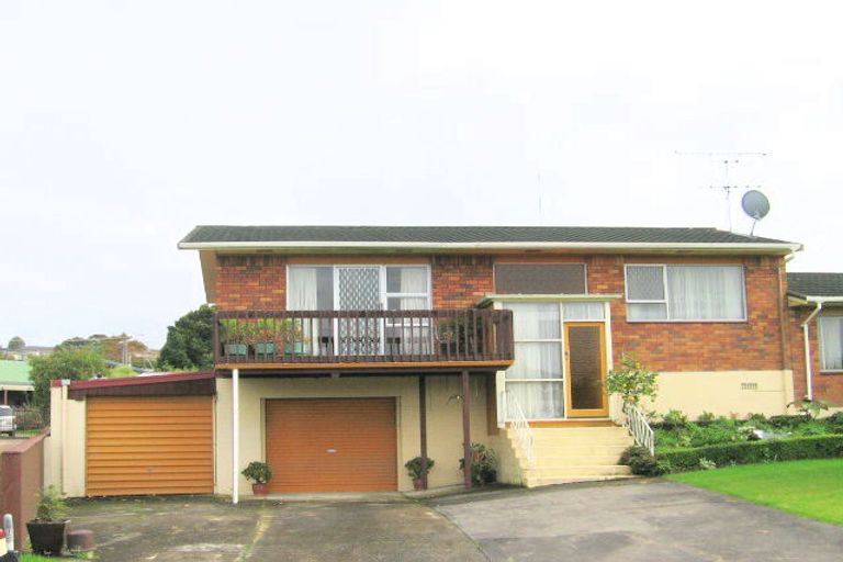 Photo of property in 2 Quo Vadis Place, Red Beach, 0932