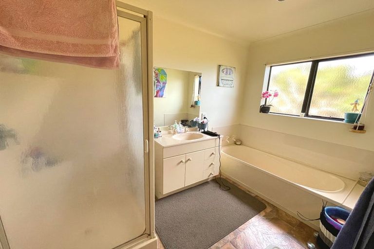 Photo of property in 3 Rosehill Place, Nawton, Hamilton, 3200