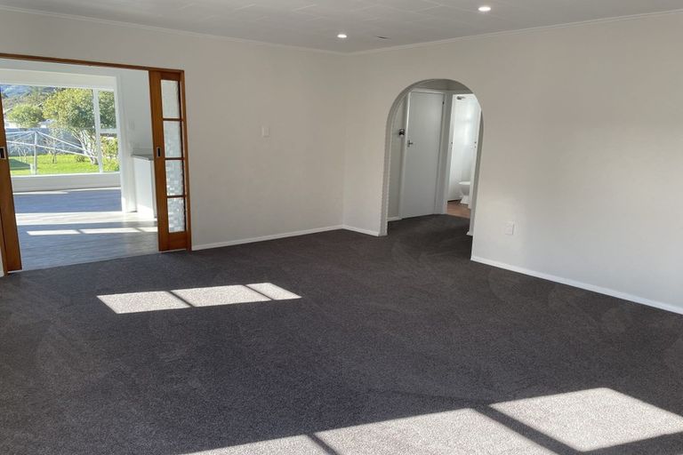 Photo of property in 60 Wainuiomata Road, Wainuiomata, Lower Hutt, 5014