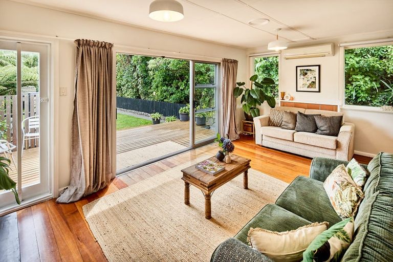 Photo of property in 36 Prospect Terrace, Johnsonville, Wellington, 6037