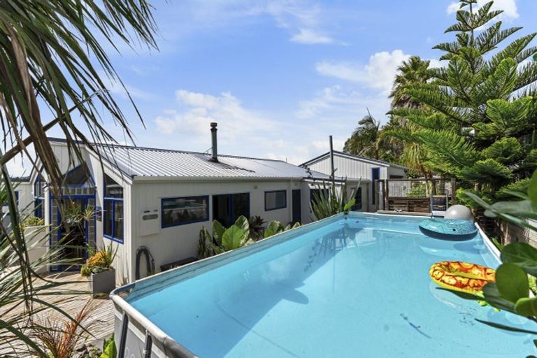 Photo of property in 7 Butlers Lane, Oakura, 4314