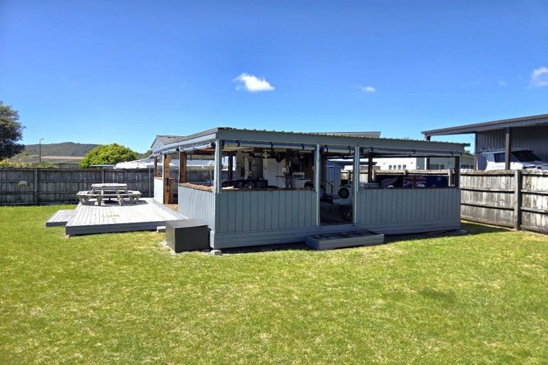 Photo of property in 104 Kauri Crescent, Matarangi, Whitianga, 3592