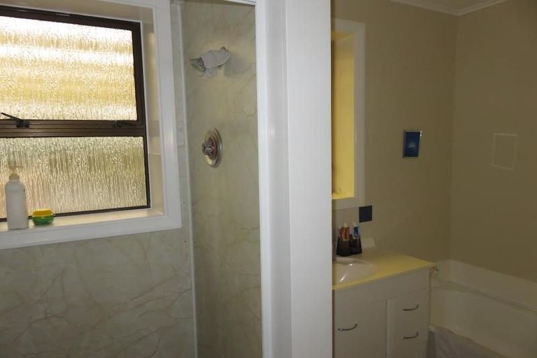 Photo of property in 126 Homebush Road, Khandallah, Wellington, 6035