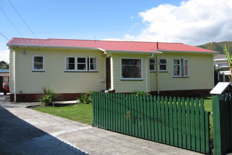 Photo of property in 23 Russell Street, Waterloo, Lower Hutt, 5011