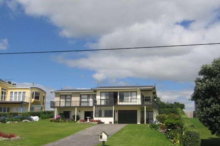 Photo of property in 26 Shaw Road, Waihi Beach, 3611