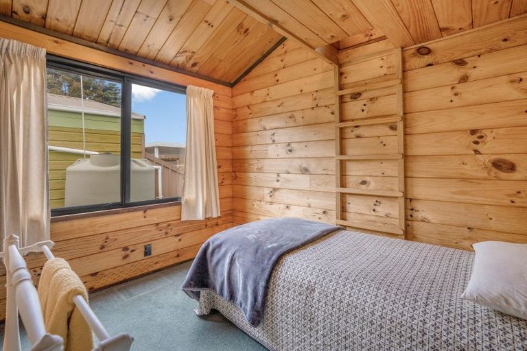 Photo of property in 19 Deller Drive, Carterton, 5713