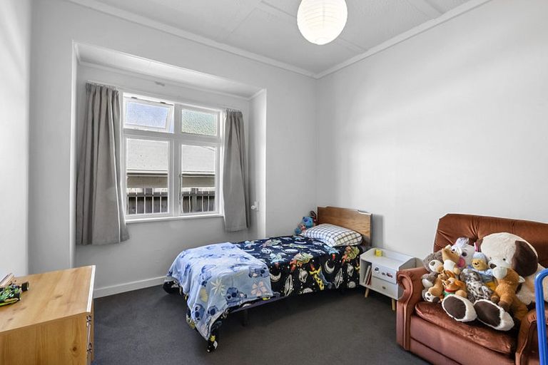 Photo of property in 7 Wheeler Place, Upper Vogeltown, New Plymouth, 4310