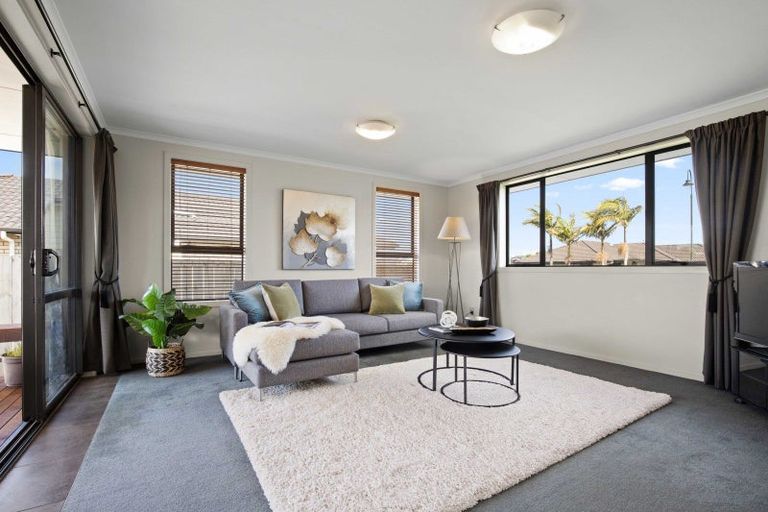 Photo of property in 5 Parsot Place, Pukekohe, 2120