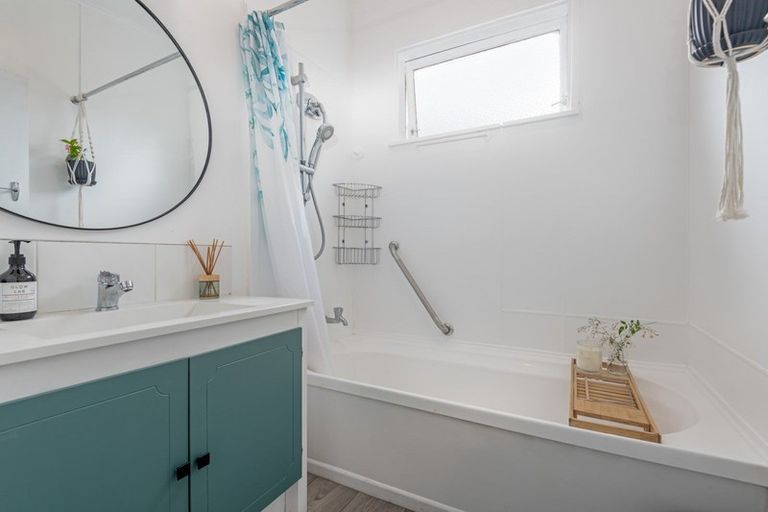 Photo of property in 10 Alexander Street, Awapuni, Palmerston North, 4412