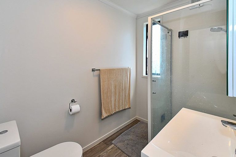 Photo of property in 11/90 Swaffield Road, Papatoetoe, Auckland, 2025