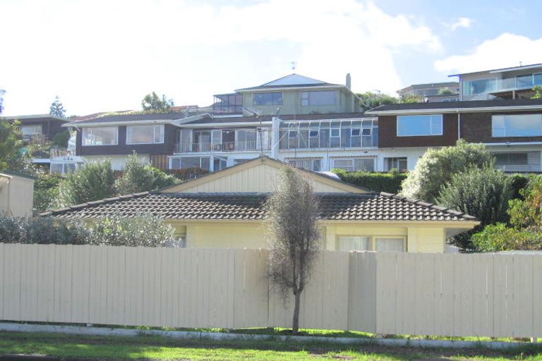 Photo of property in 2/68 Hattaway Avenue, Bucklands Beach, Auckland, 2012