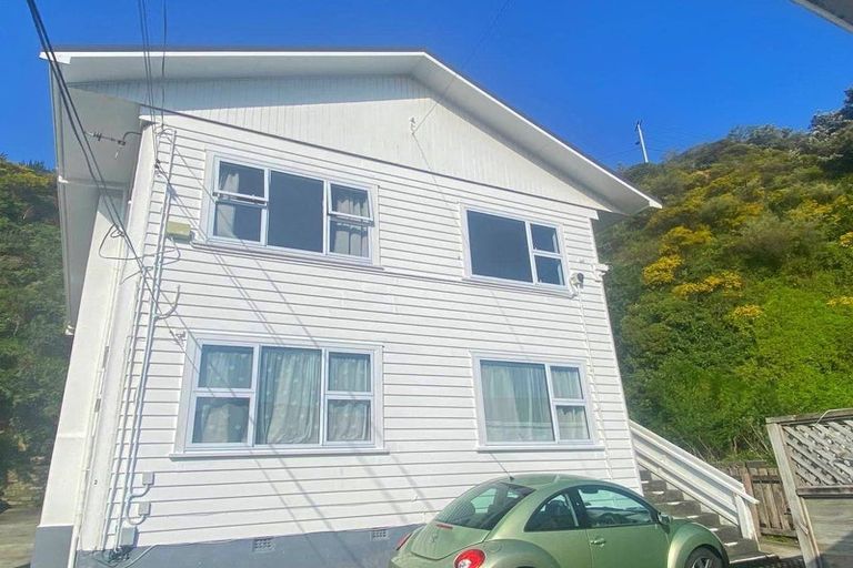 Photo of property in 2/72b Ira Street, Miramar, Wellington, 6022