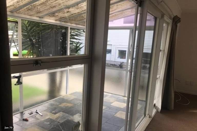 Photo of property in 69 Rosedale Road, Pinehill, Auckland, 0632