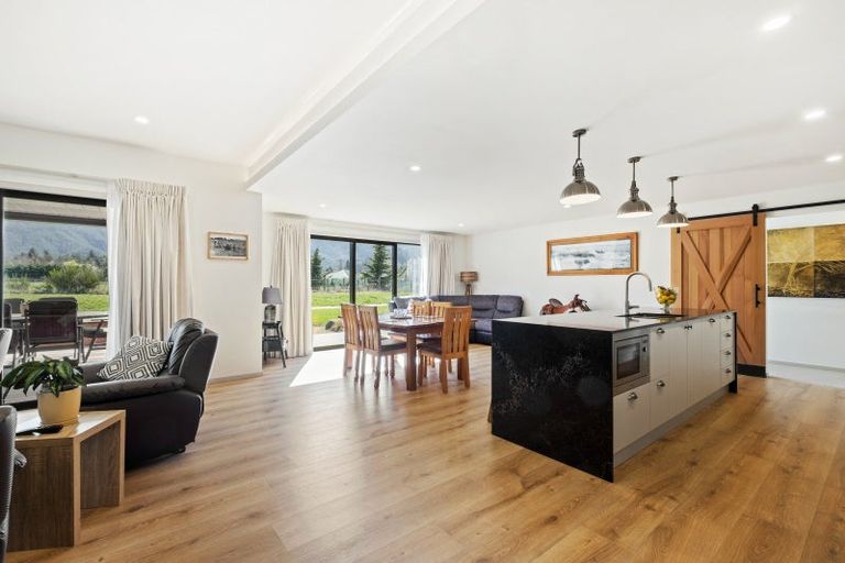 Photo of property in 24 William Jones Place, Hanmer Springs, 7334