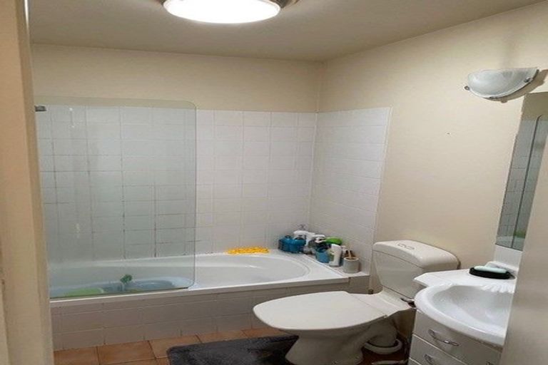 Photo of property in The Grange, 21/92 Bush Road, Albany, Auckland, 0632