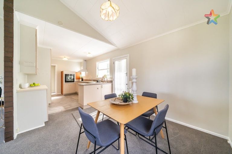Photo of property in 231 Dowse Drive, Maungaraki, Lower Hutt, 5010