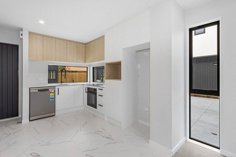 Photo of property in 2/14 Short Street, Waltham, Christchurch, 8011