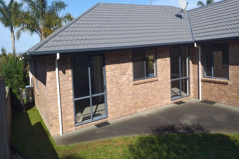 Photo of property in 20 Tauranga Place, Orewa, 0931