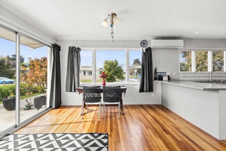 Photo of property in 24 Bill Hercock Street, Pirimai, Napier, 4112