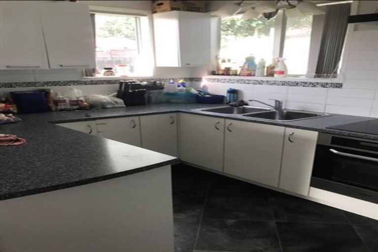 Photo of property in 7 Taitimu Drive, Weymouth, Auckland, 2103