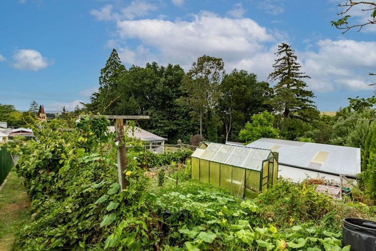 Photo of property in 16 Rose Street, Waipawa, 4210