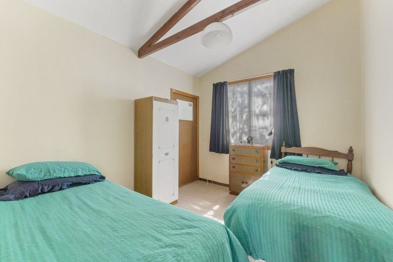 Photo of property in 16 Arthur Crescent, Waikawa, Picton, 7220