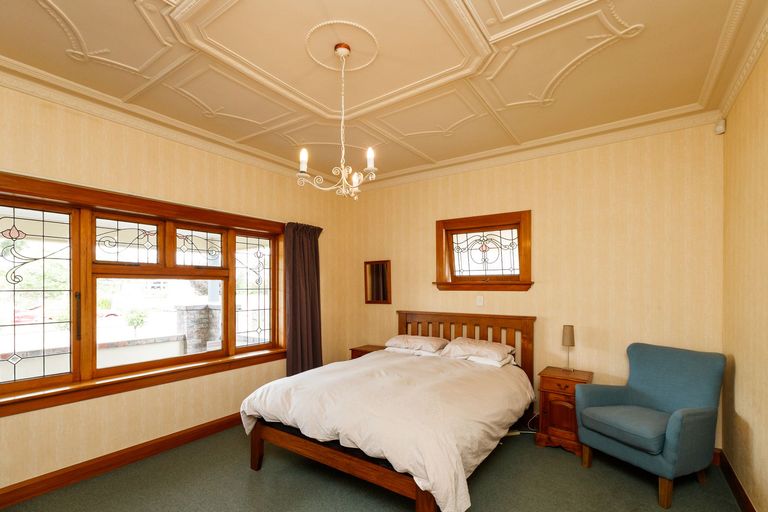 Photo of property in 16 Karamu Avenue, Takaro, Palmerston North, 4410