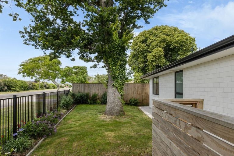 Photo of property in 1 Catherine Lane, Levin, 5510